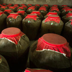 四川泸州大型白酒生产厂家白酒生产代加工定制白酒